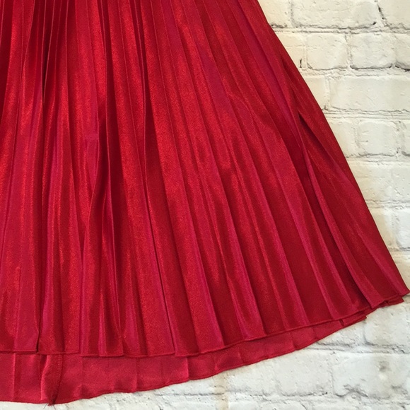 Speeckless Small Red Dress - Picture 4 of 12